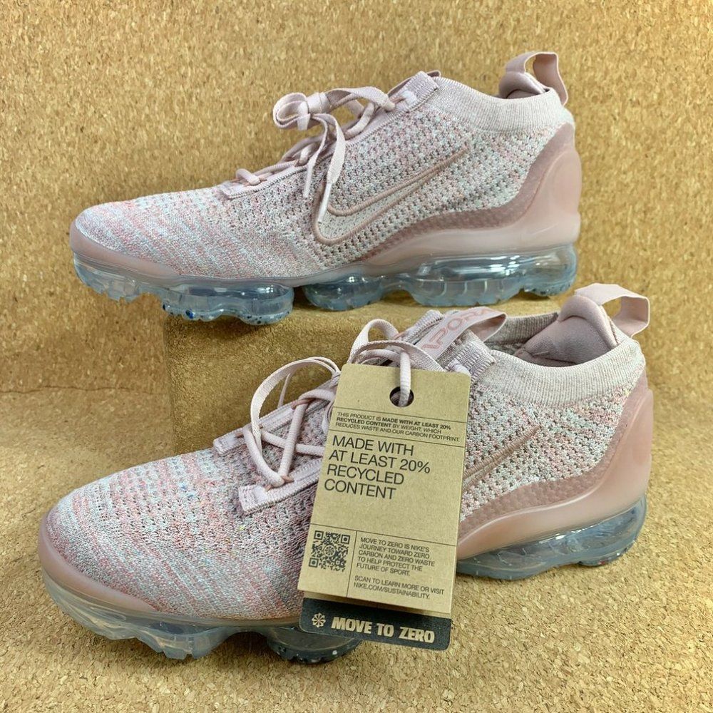 Nike Women's Air VaporMax 2021 Flyknit Pink Shoes Size 11.5 NWT